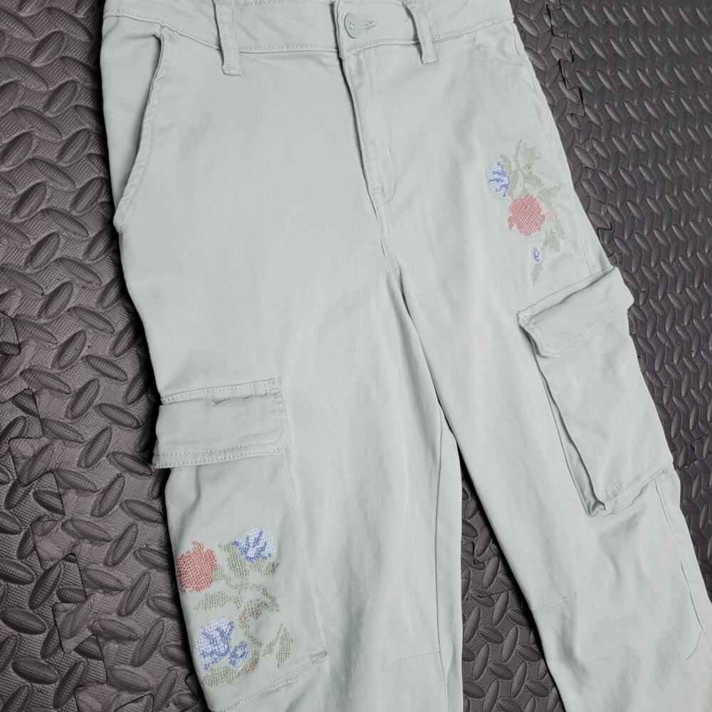 Abercrombie Kids Floral Embroidered Cargo Jogger Pants Sage Green 15/16